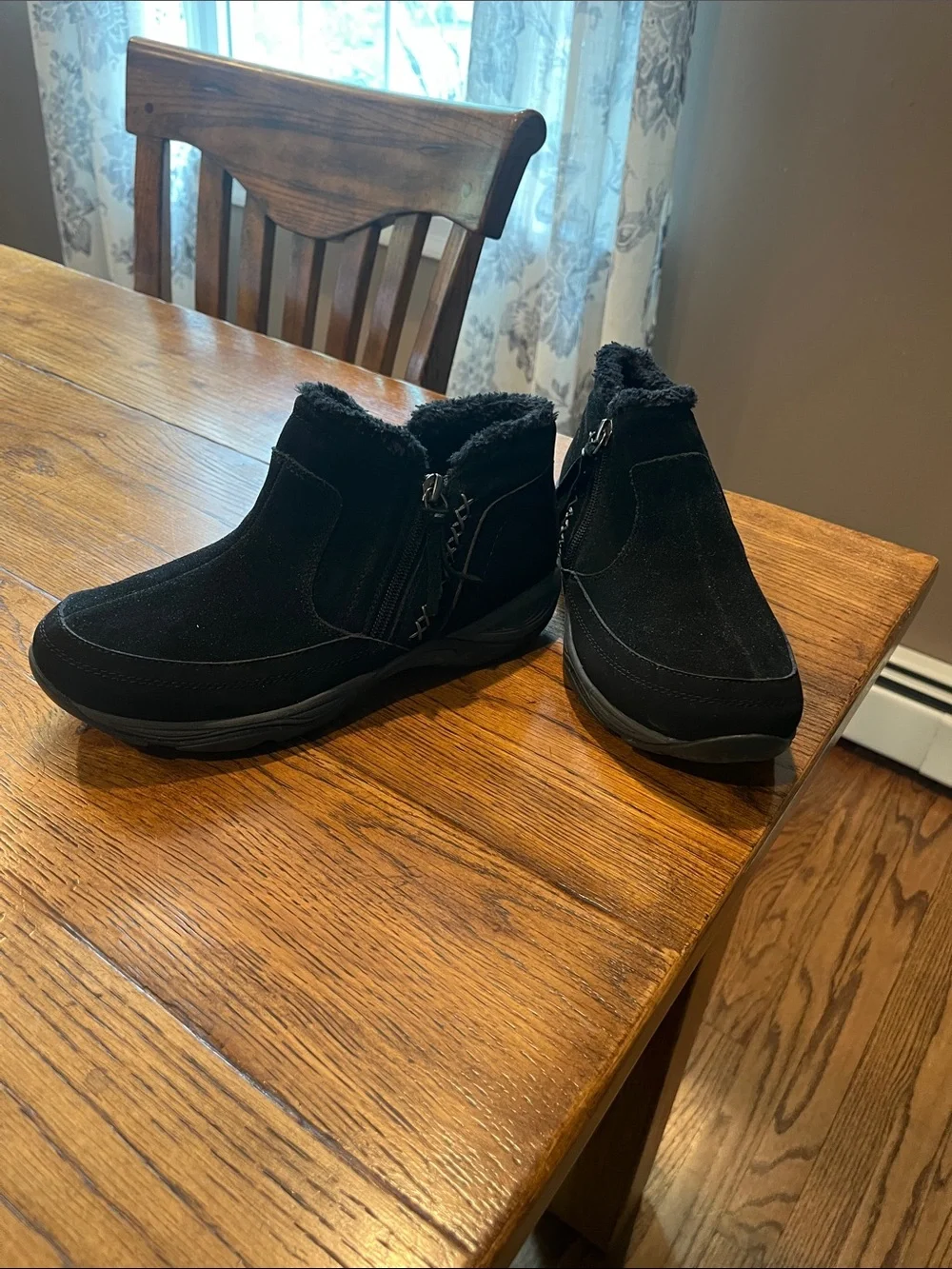 Easy Spirit Black Suede Faux-Fur Lined Ankle Boots